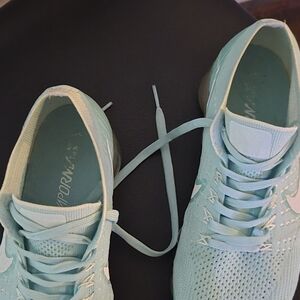Nike Women's  Gacier Blue Vapormax Size 8
